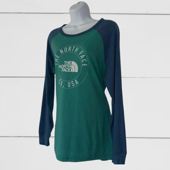 The North Face Women’s Raglan Long Sleeve Tee – CA USA Graphic – Size XL - Picture 5 of 12